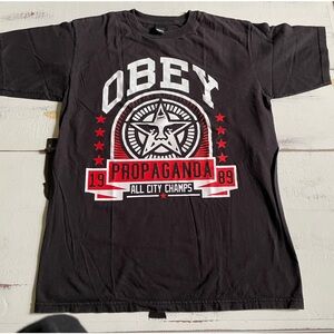 Men's pre-owned size M Obey t shirt